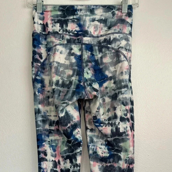 Freely 7/8 Leggings - Picture 4 of 15